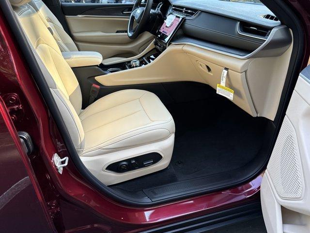 new 2025 Jeep Grand Cherokee L car, priced at $46,636