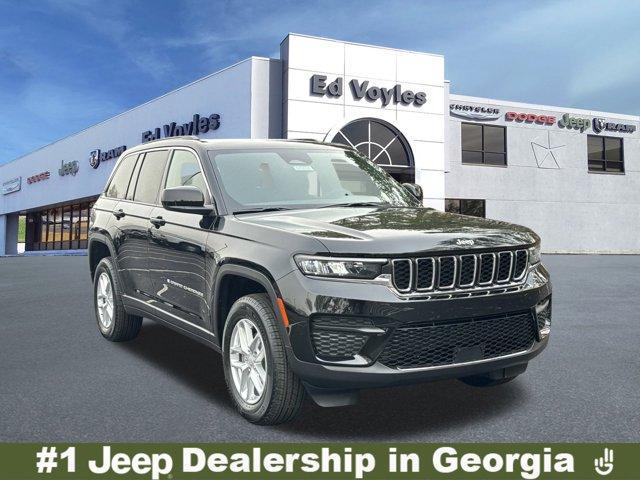 new 2025 Jeep Grand Cherokee car, priced at $33,666