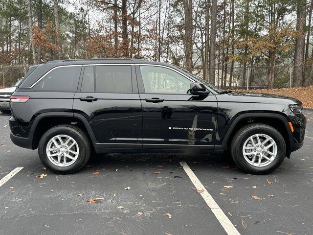 new 2025 Jeep Grand Cherokee car, priced at $33,666