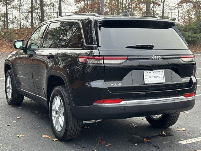 new 2025 Jeep Grand Cherokee car, priced at $33,666