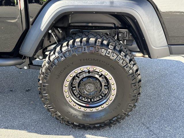 new 2025 Jeep Gladiator car, priced at $60,908