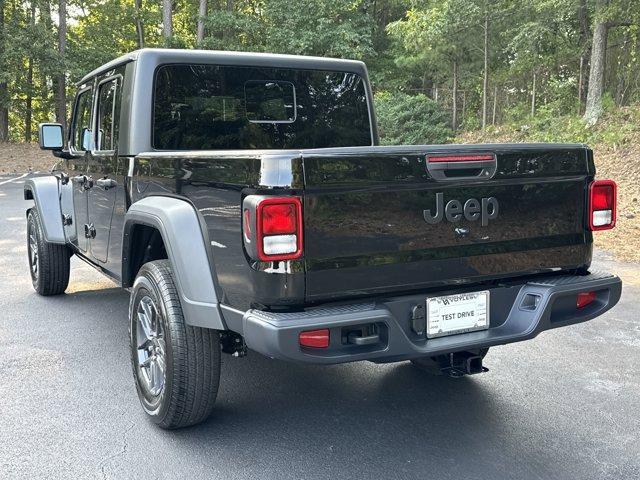 new 2025 Jeep Gladiator car, priced at $42,473