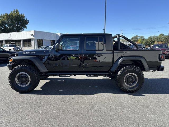 new 2025 Jeep Gladiator car, priced at $60,908