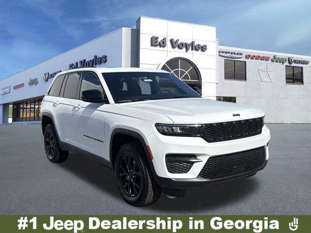 new 2025 Jeep Grand Cherokee car, priced at $39,385