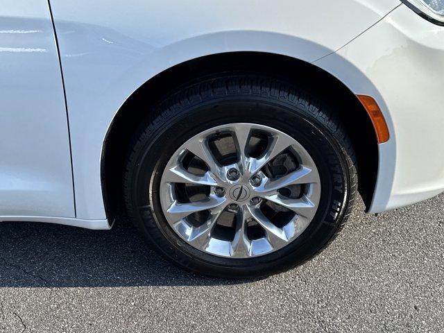 used 2022 Chrysler Pacifica car, priced at $29,217