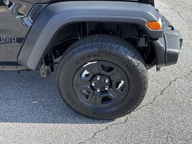 new 2026 Jeep Wrangler car, priced at $40,122