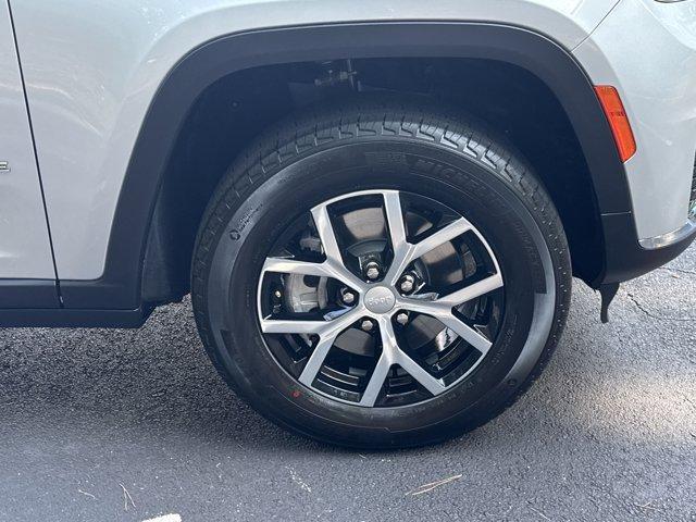new 2025 Jeep Grand Cherokee L car, priced at $45,408