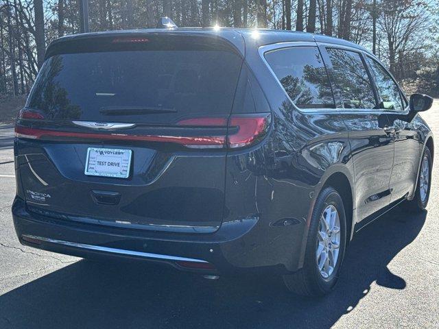 new 2025 Chrysler Pacifica car, priced at $38,140