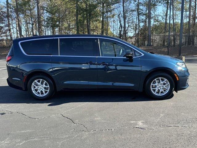 new 2025 Chrysler Pacifica car, priced at $38,140