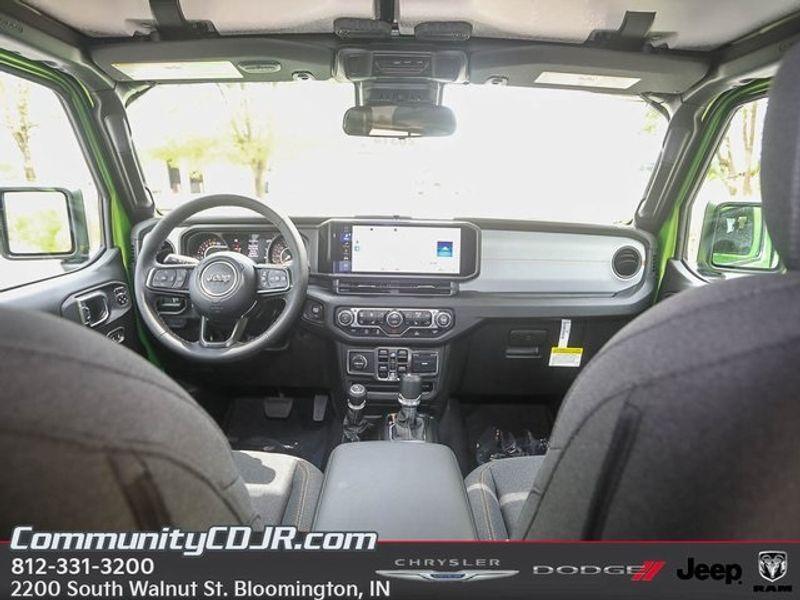 new 2025 Jeep Gladiator car, priced at $48,700