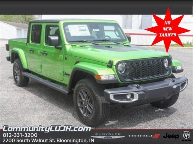 new 2025 Jeep Gladiator car, priced at $48,700