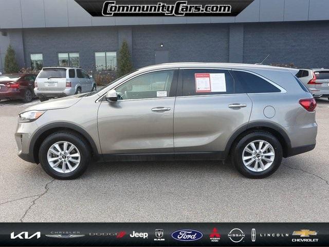 used 2019 Kia Sorento car, priced at $18,900