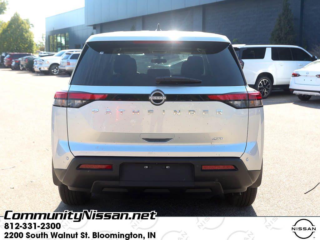 new 2025 Nissan Pathfinder car, priced at $38,018
