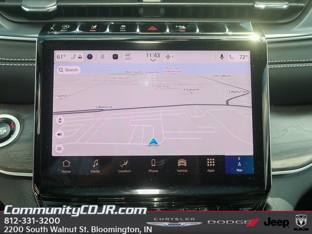 new 2025 Jeep Grand Cherokee car, priced at $46,000