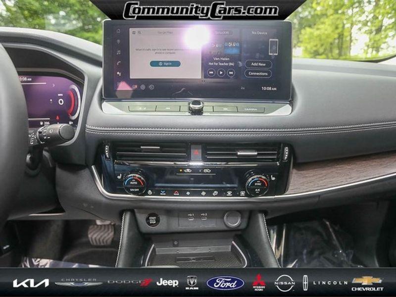 used 2025 Nissan Rogue car, priced at $36,994