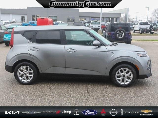 used 2022 Kia Soul car, priced at $15,700