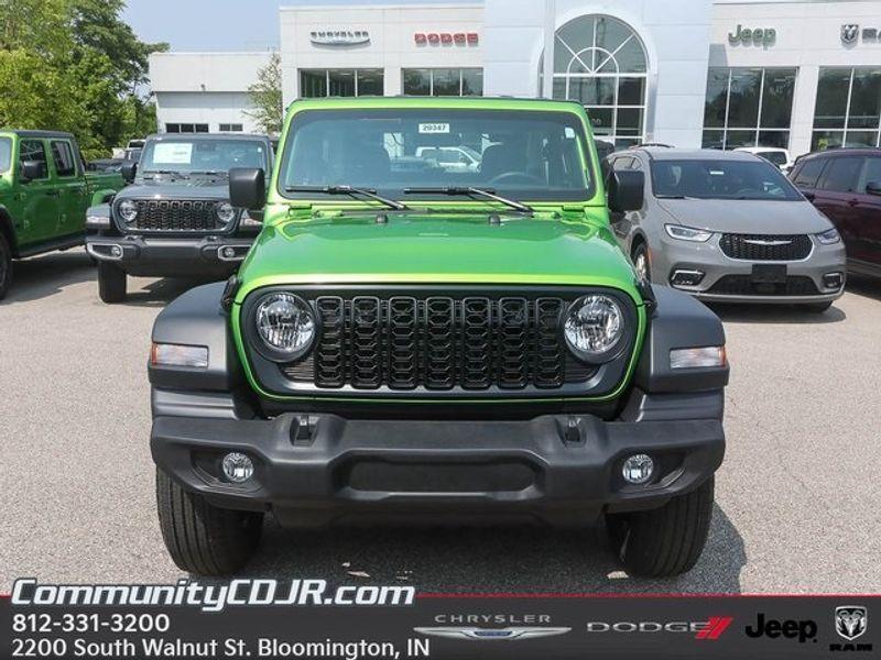 new 2025 Jeep Wrangler car, priced at $39,610