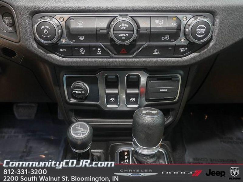 new 2025 Jeep Wrangler car, priced at $39,610