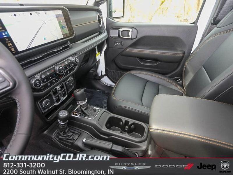 new 2025 Jeep Gladiator car, priced at $54,000