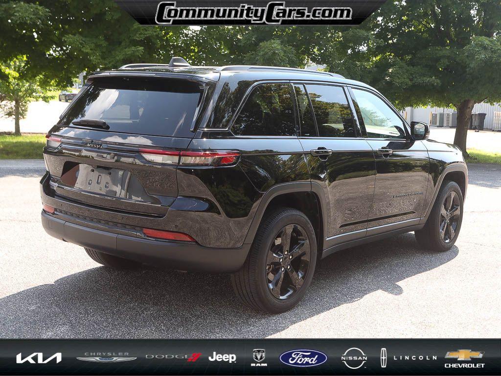 used 2022 Jeep Grand Cherokee car, priced at $31,700