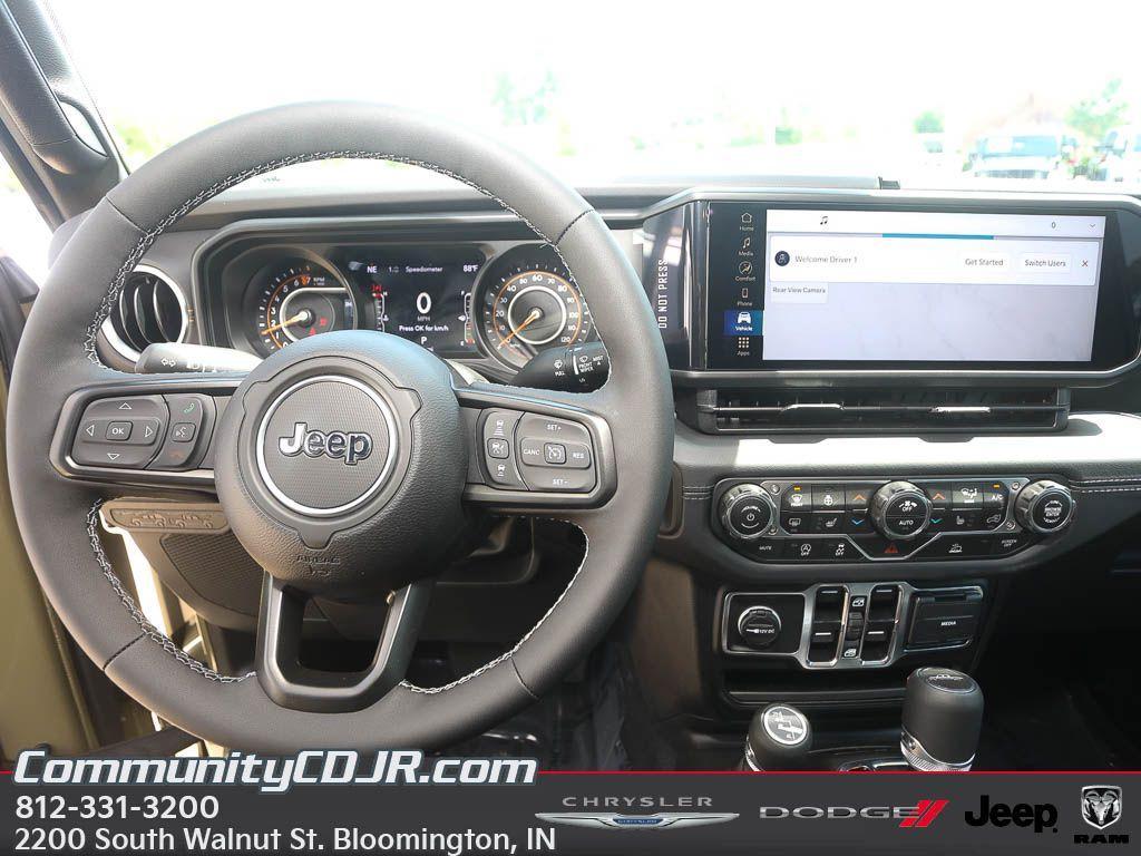 new 2025 Jeep Gladiator car, priced at $45,006