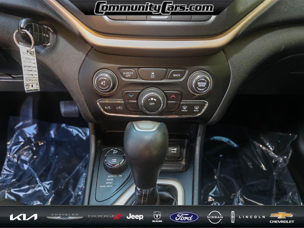 used 2014 Jeep Cherokee car, priced at $6,550