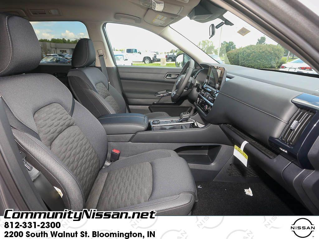 new 2025 Nissan Pathfinder car, priced at $38,344