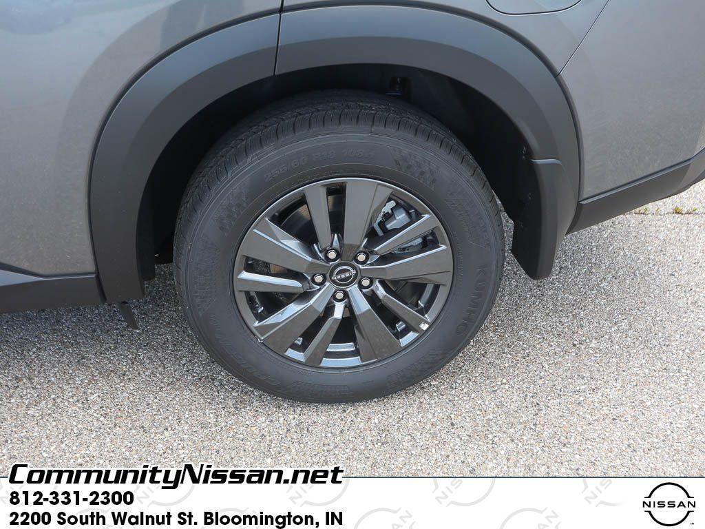 new 2025 Nissan Pathfinder car, priced at $38,344