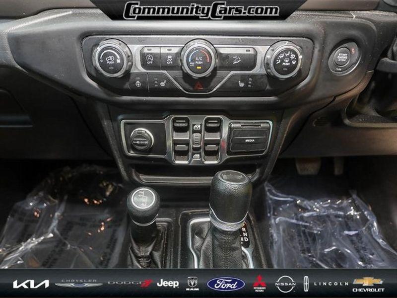 used 2021 Jeep Wrangler Unlimited car, priced at $28,000
