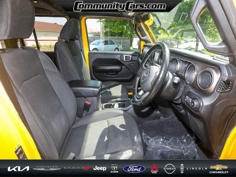 used 2021 Jeep Wrangler Unlimited car, priced at $28,000