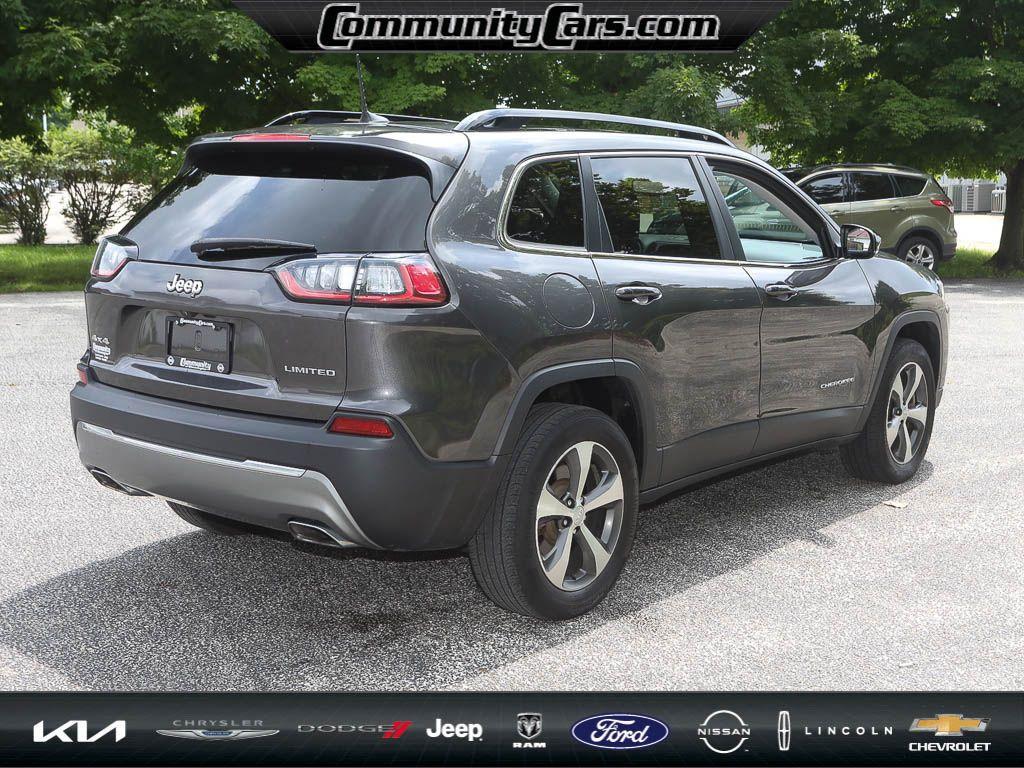 used 2022 Jeep Cherokee car, priced at $27,611