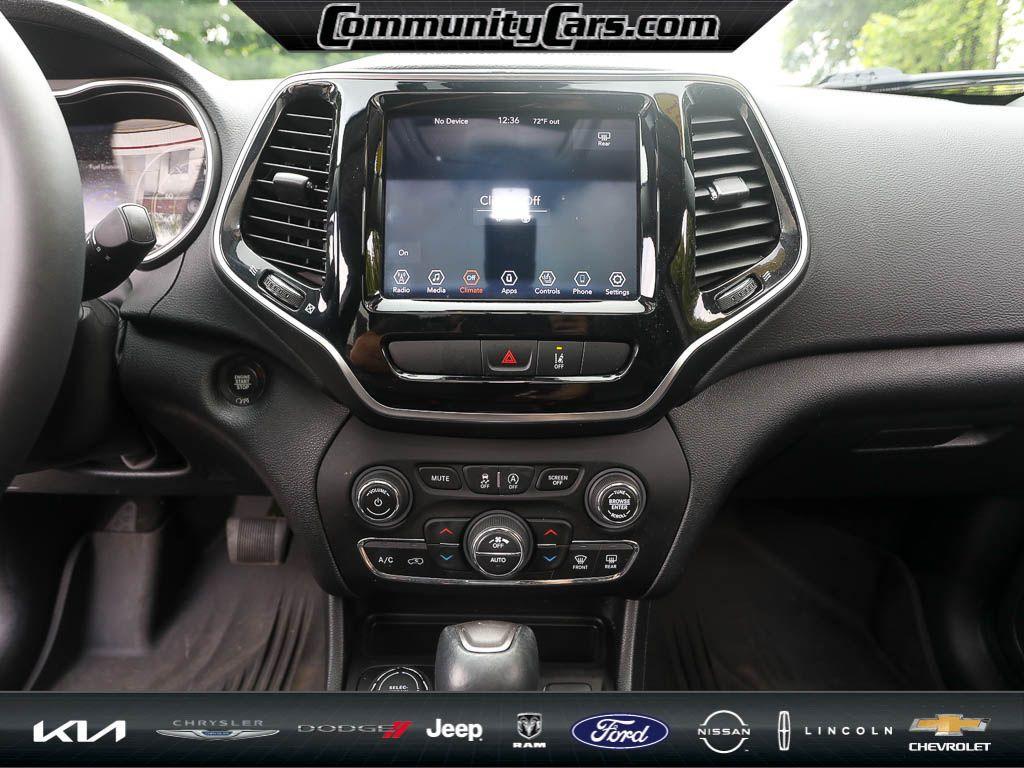 used 2022 Jeep Cherokee car, priced at $27,611