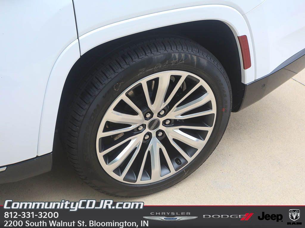 new 2025 Jeep Wagoneer car, priced at $72,911