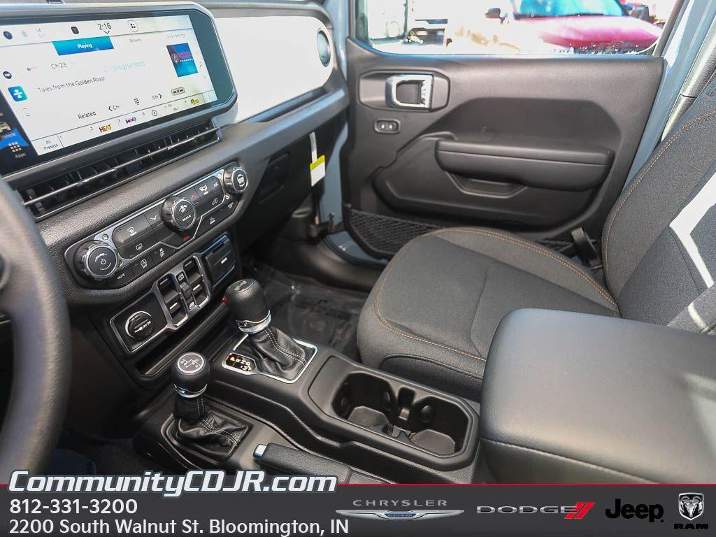 new 2026 Jeep Wrangler car, priced at $43,250