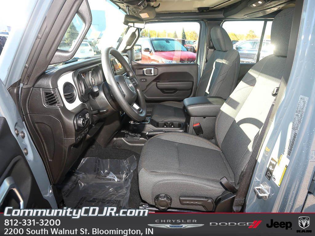 new 2026 Jeep Wrangler car, priced at $43,250