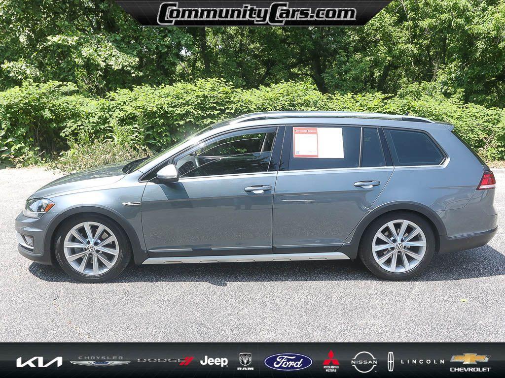 used 2019 Volkswagen Golf Alltrack car, priced at $22,500