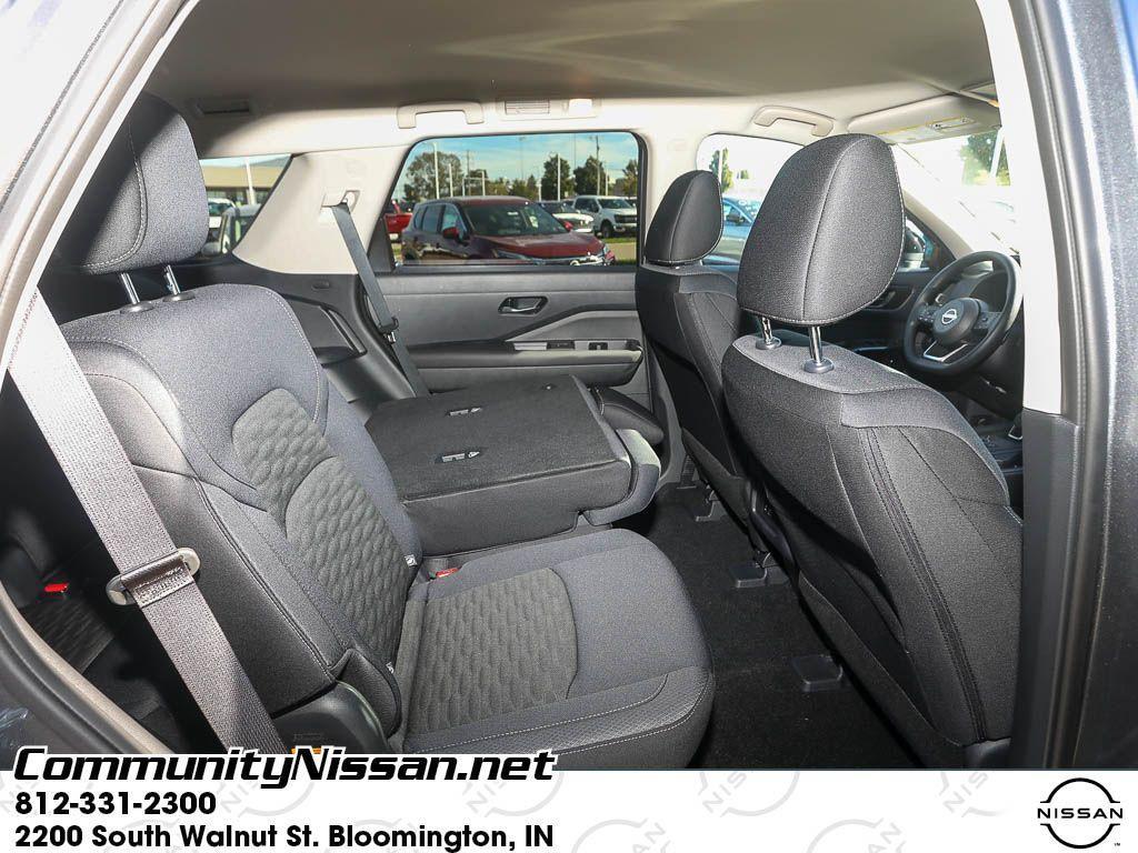new 2025 Nissan Pathfinder car, priced at $38,027