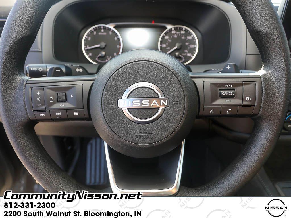new 2025 Nissan Pathfinder car, priced at $38,027