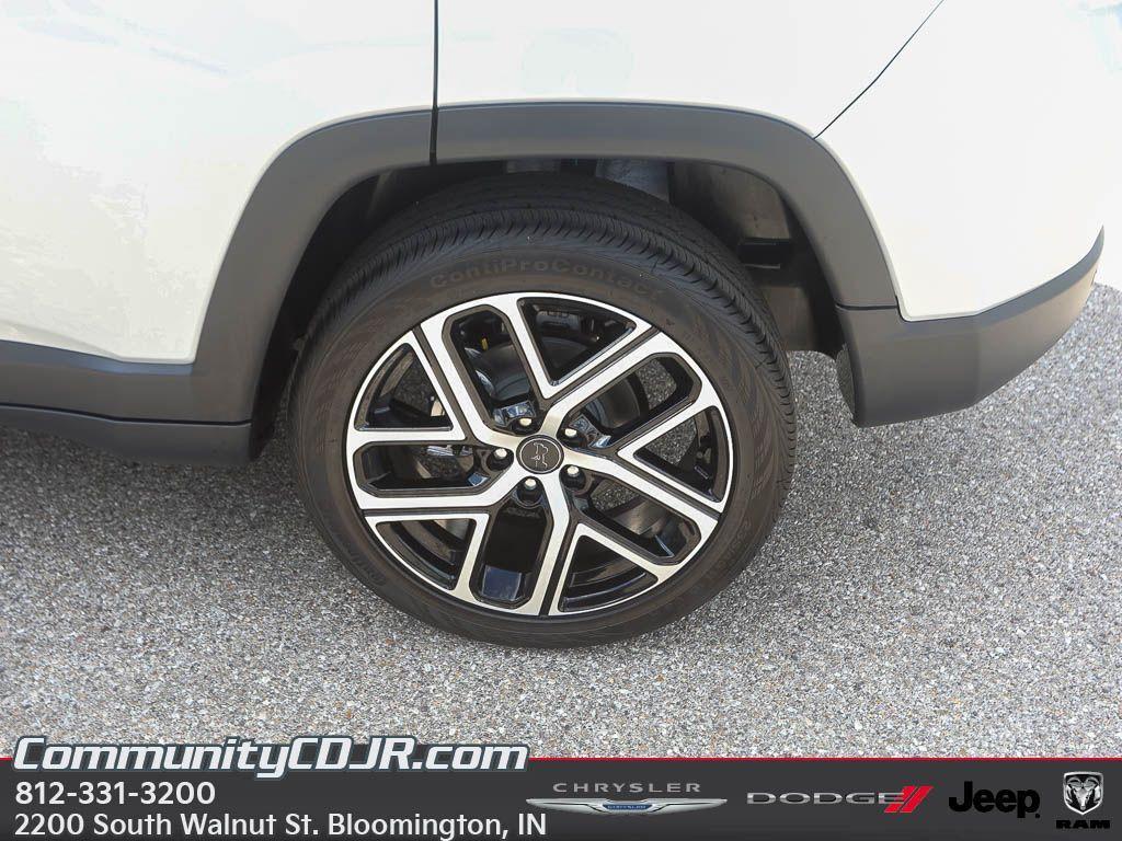 new 2025 Jeep Compass car, priced at $31,908