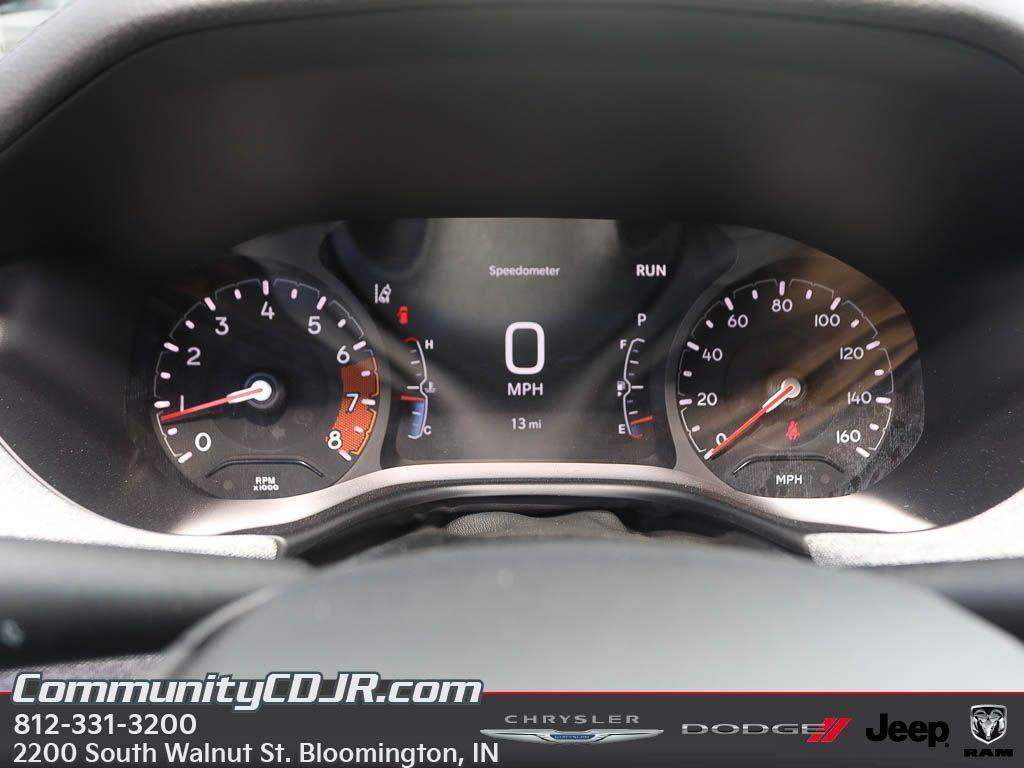 new 2025 Jeep Compass car, priced at $28,500