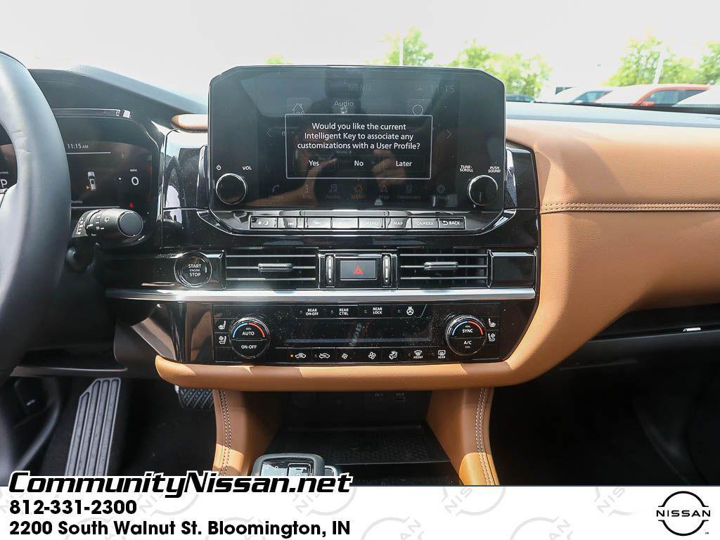new 2025 Nissan Pathfinder car, priced at $50,402