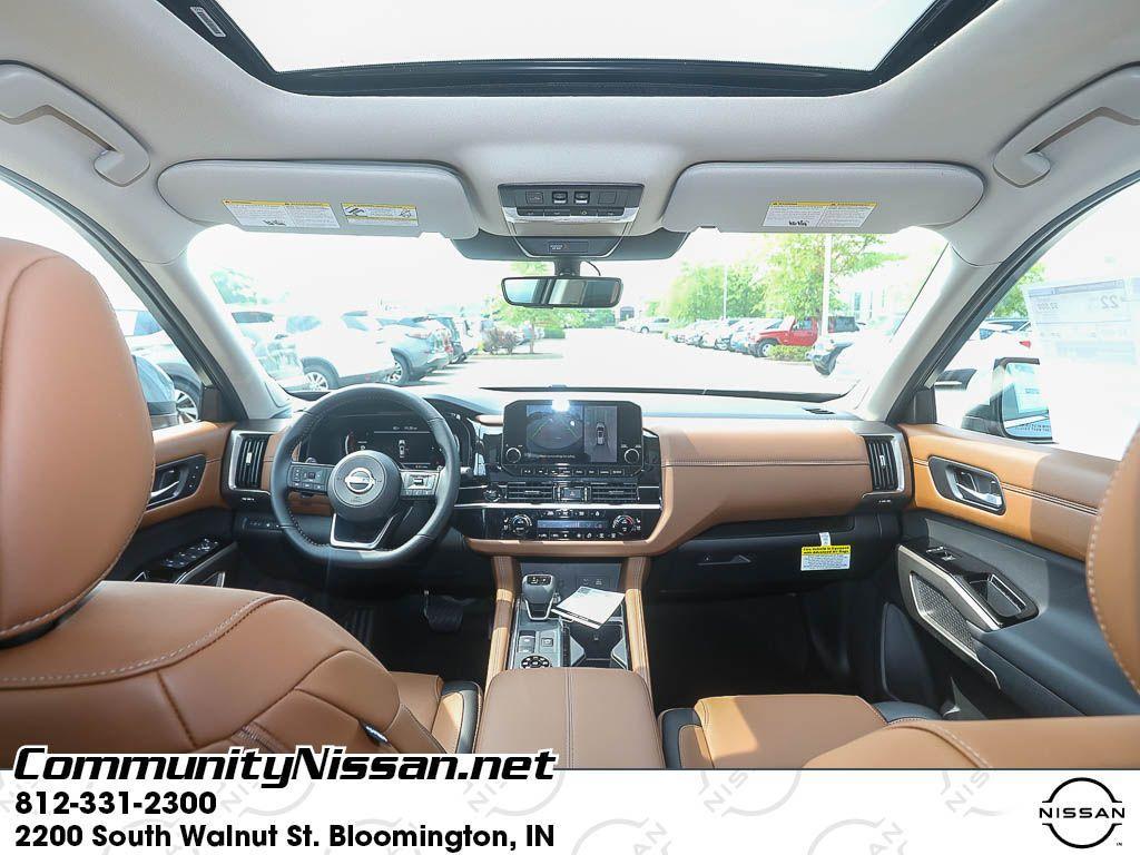 new 2025 Nissan Pathfinder car, priced at $46,915