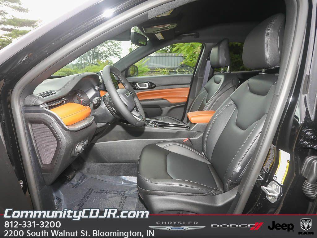 new 2025 Jeep Compass car, priced at $31,722