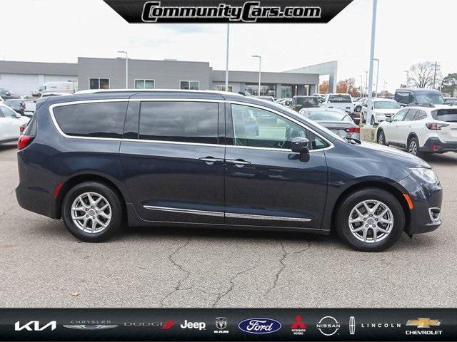 used 2020 Chrysler Pacifica car, priced at $22,200