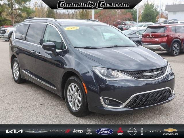 used 2020 Chrysler Pacifica car, priced at $22,200