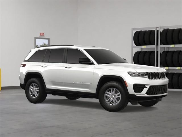 new 2025 Jeep Grand Cherokee car, priced at $41,745