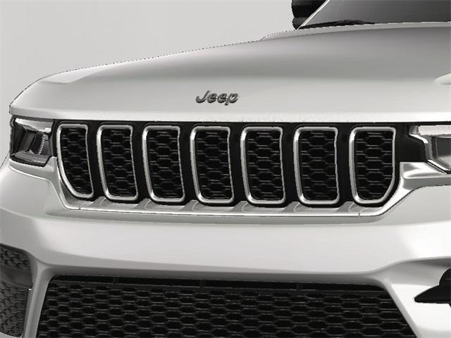 new 2025 Jeep Grand Cherokee car, priced at $41,745