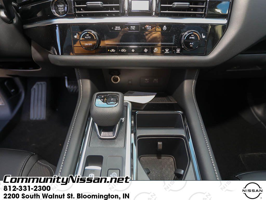 new 2025 Nissan Pathfinder car, priced at $43,691