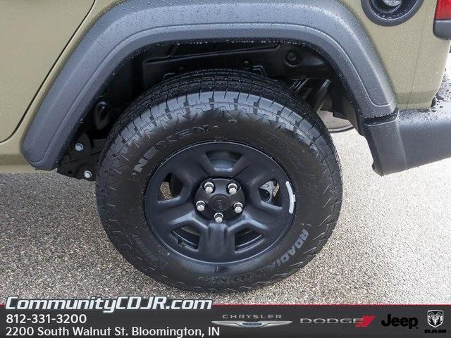 new 2025 Jeep Wrangler car, priced at $44,290