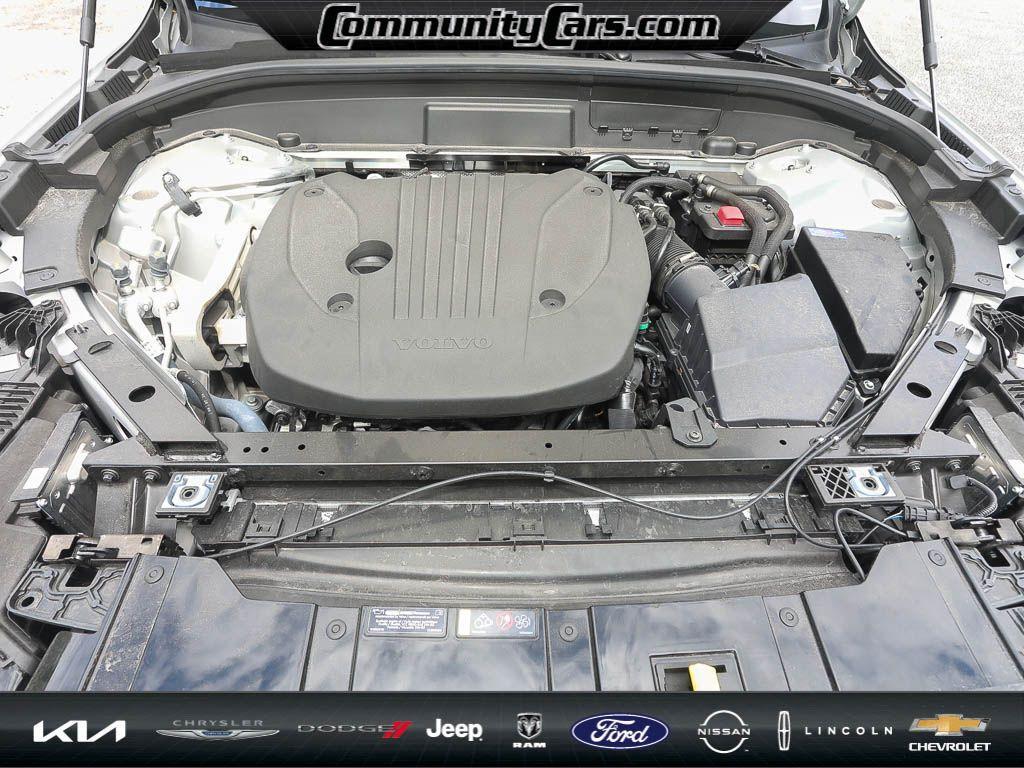 used 2025 Volvo XC60 car, priced at $37,476